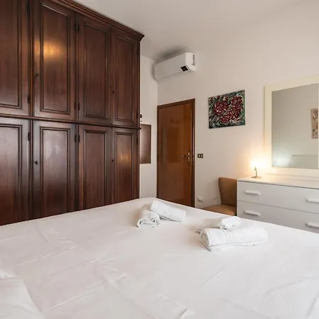 Seaside Retreat, 100 Meters From The Sea Apartment