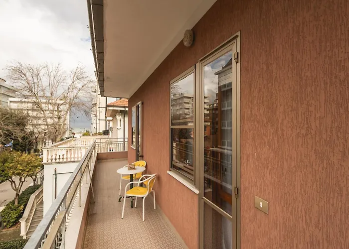 Seaside Retreat, 100 Meters From The Sea Apartment Cattolica