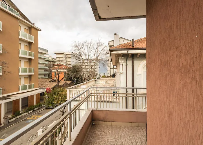 Apartment Seaside Retreat, 100 Meters From The Sea